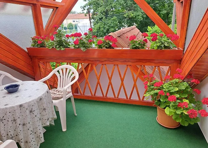 Emma Apartman Harkany